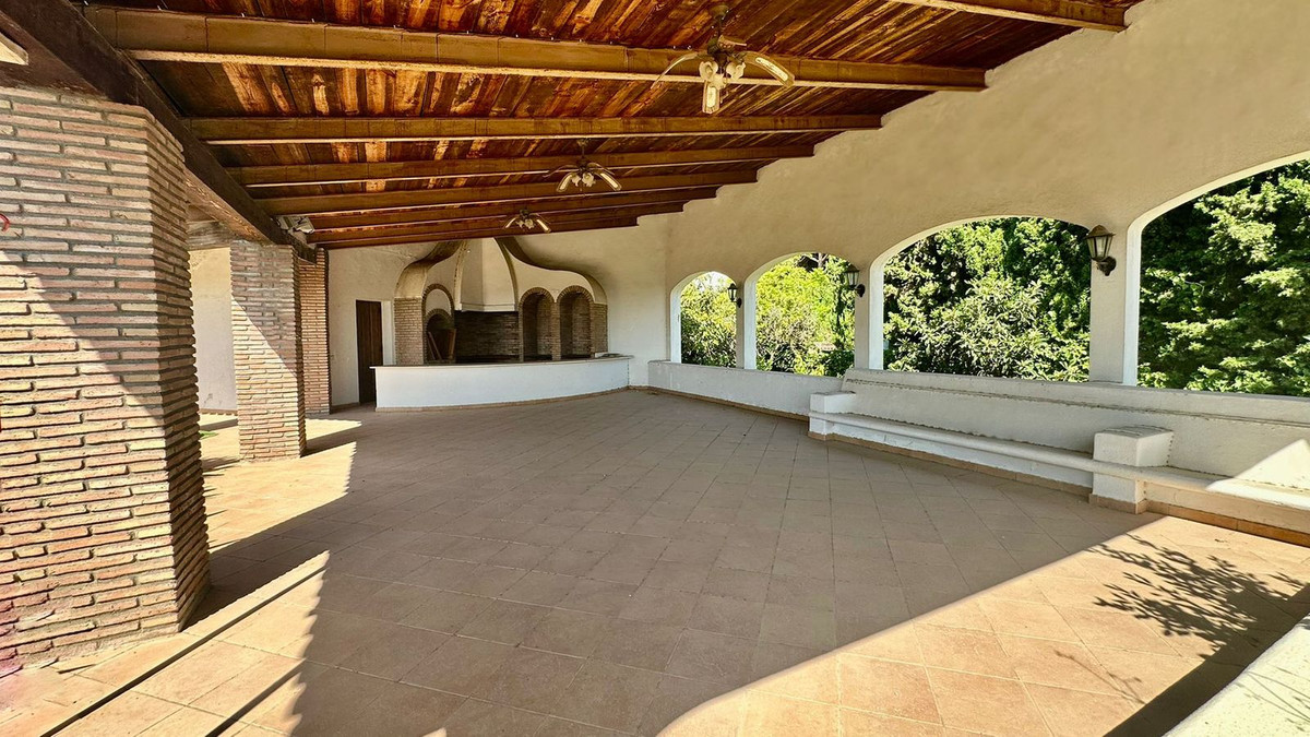 Se vende Villa - Chalet de 7 dormitorios en Costa Del Sol, Málaga, España