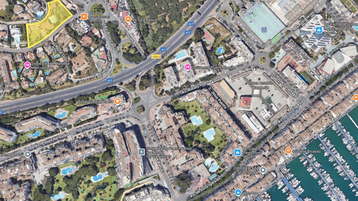 Se vende Villa - Chalet de 7 dormitorios en Costa Del Sol, Málaga, España
