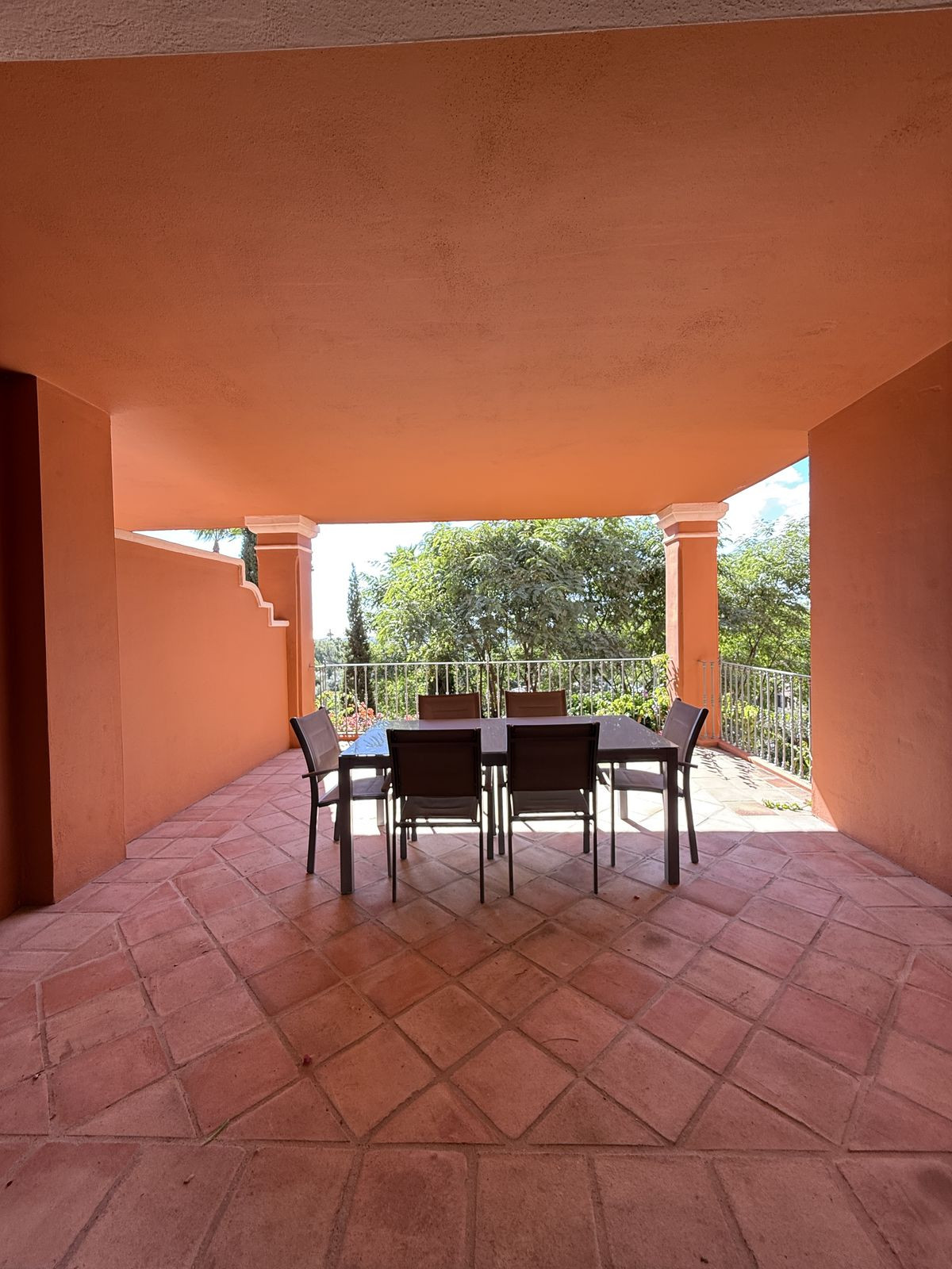 2 Bed Apartment for sale in Benahavís Costa Del Sol, Málaga, Spain
