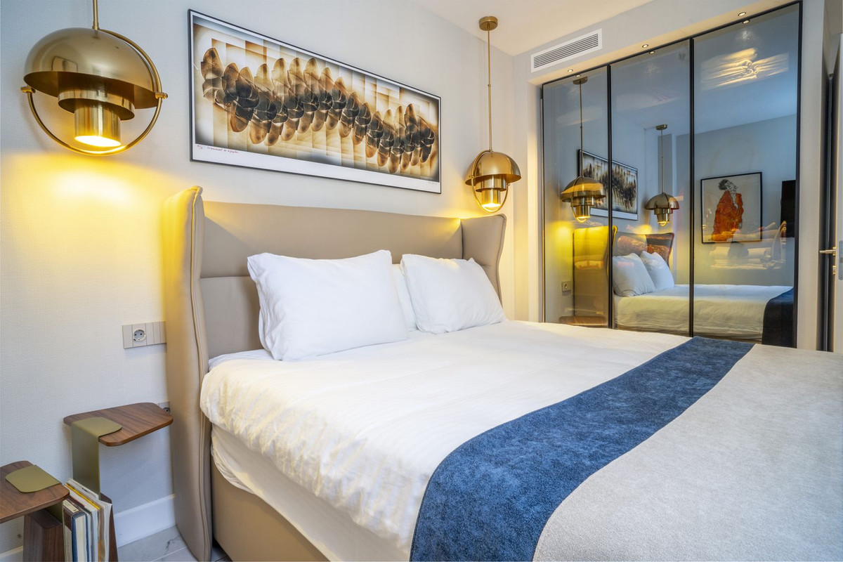 3 Bed Apartment for sale in Nueva Andalucía Costa Del Sol, Málaga, Spain