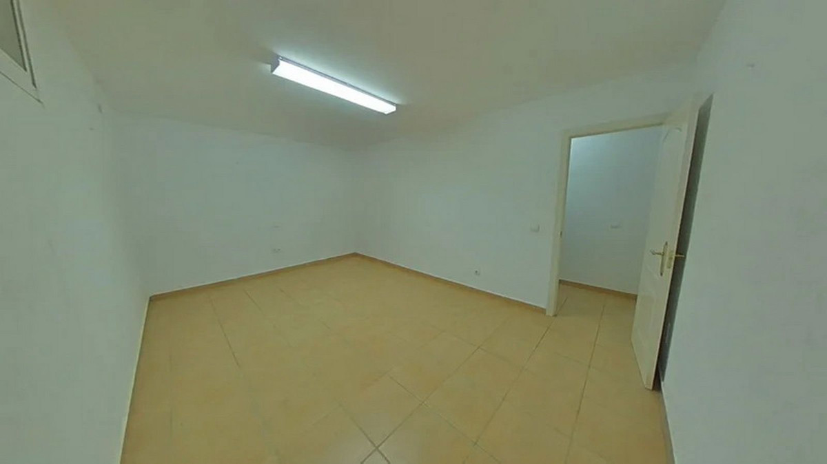 5 Bed Townhouse for sale in Marbella Costa Del Sol, Málaga, Spain