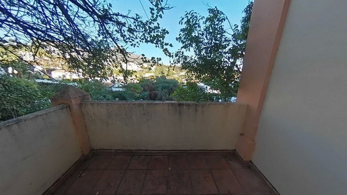 5 Bed Townhouse for sale in Marbella Costa Del Sol, Málaga, Spain