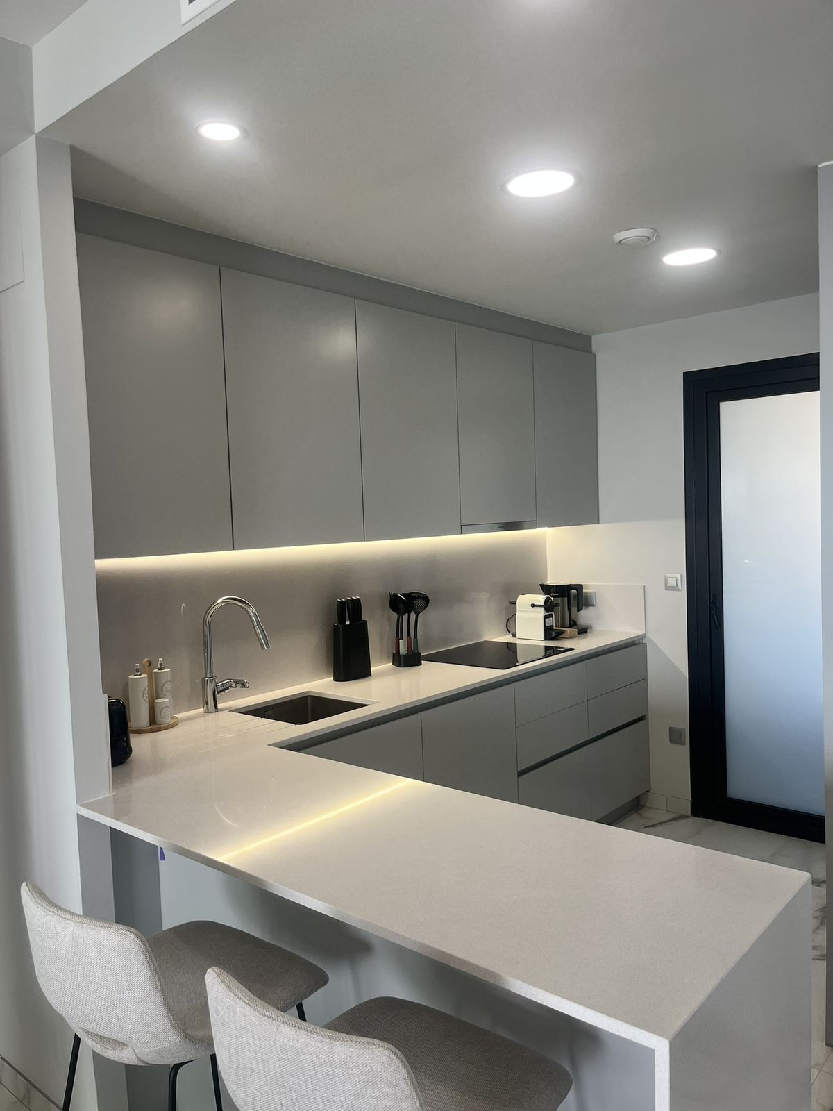 2 Bed Apartment for sale in Benidorm Costa Blanca, Alicante, Spain