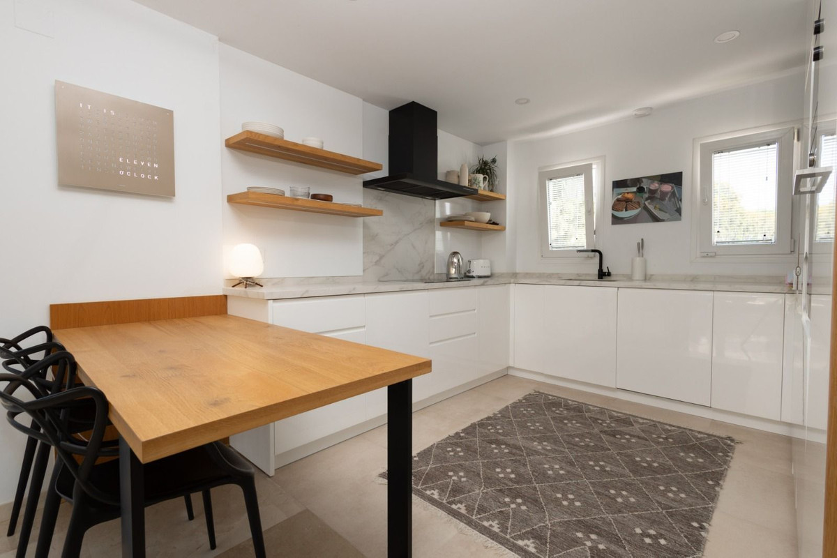 4 Bed Townhouse for sale in Calahonda Costa Del Sol, Málaga, Spain