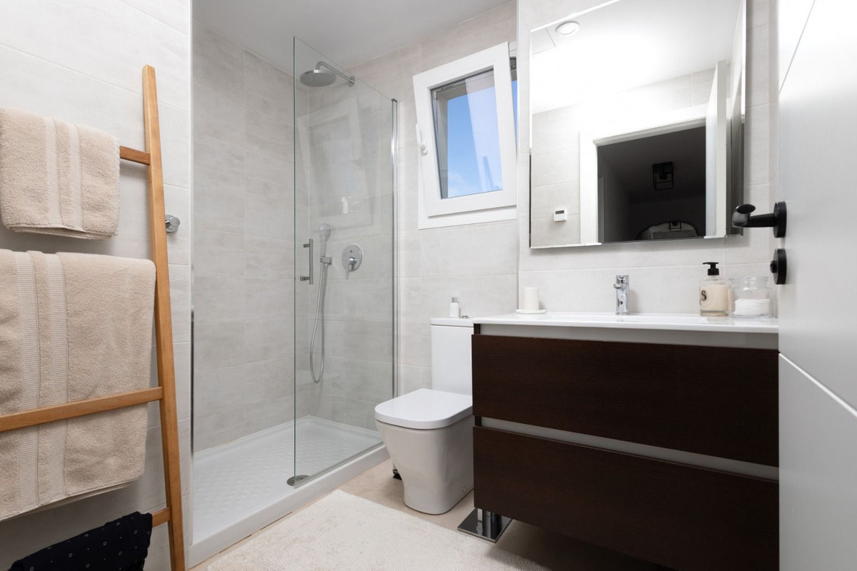 4 Bed Townhouse for sale in Calahonda Costa Del Sol, Málaga, Spain
