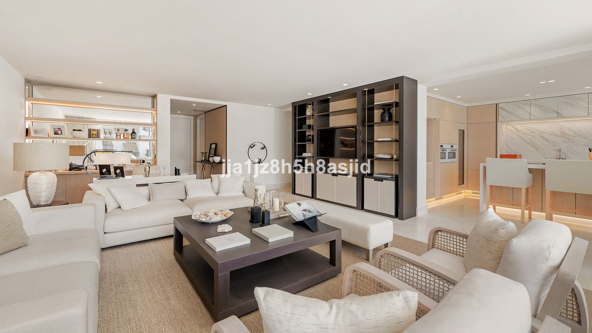 Se vende Apartamento Planta Media de 3 dormitorios en Costa Del Sol, Málaga, España