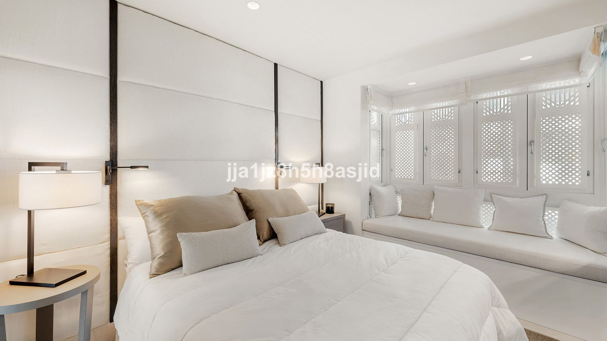 Se vende Apartamento Planta Media de 3 dormitorios en Costa Del Sol, Málaga, España