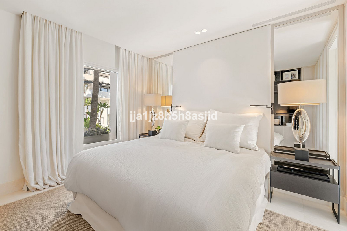 Se vende Apartamento Planta Media de 3 dormitorios en Costa Del Sol, Málaga, España