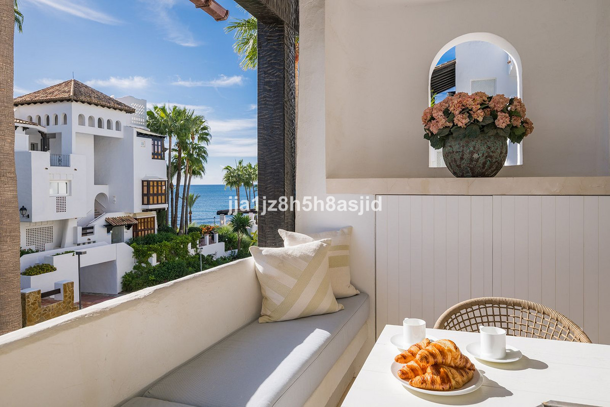 Se vende Apartamento Planta Media de 3 dormitorios en Costa Del Sol, Málaga, España