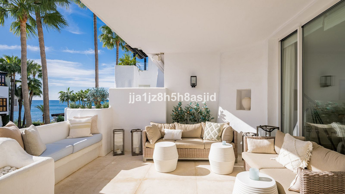 Se vende Apartamento Planta Media de 3 dormitorios en Costa Del Sol, Málaga, España