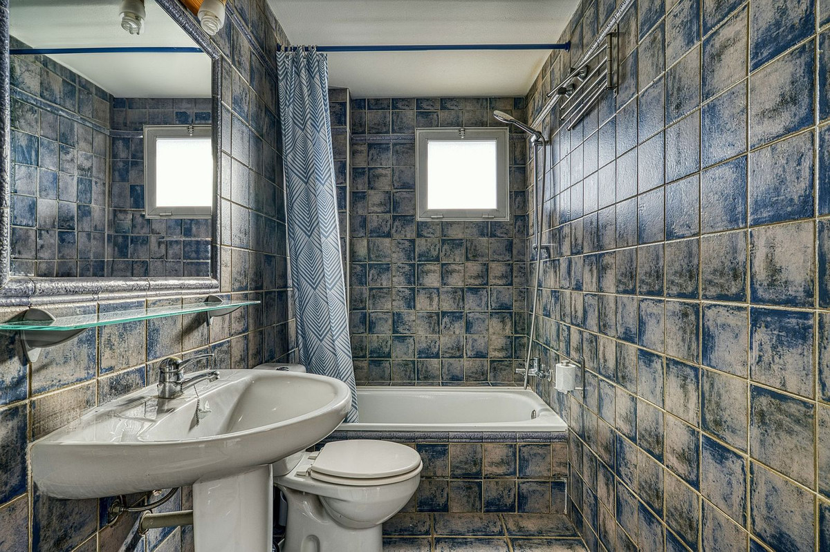2 Bed Apartment for sale in Riviera Del Sol Costa Del Sol, Málaga, Spain
