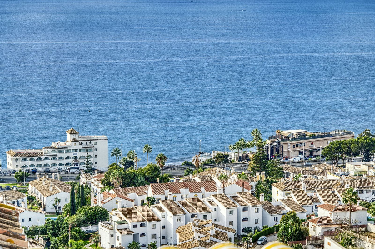 2 Bed Apartment for sale in Riviera Del Sol Costa Del Sol, Málaga, Spain