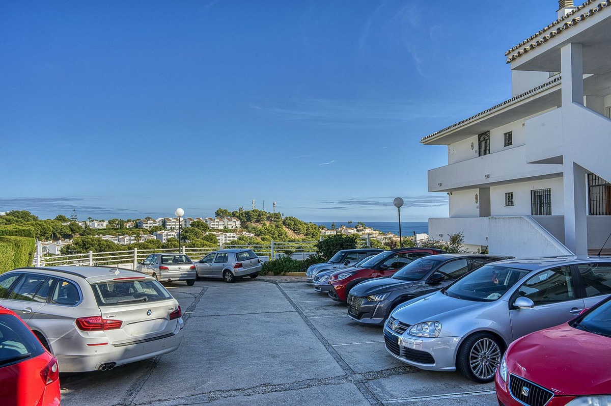 2 Bed Apartment for sale in Riviera Del Sol Costa Del Sol, Málaga, Spain