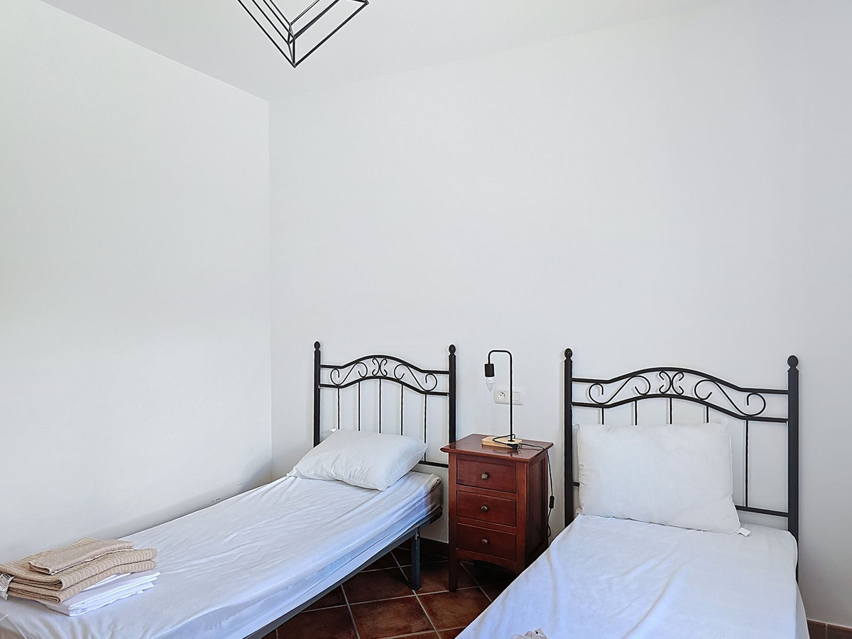 3 Bed Townhouse for sale in Árchez Costa Del Sol East, Málaga, Spain