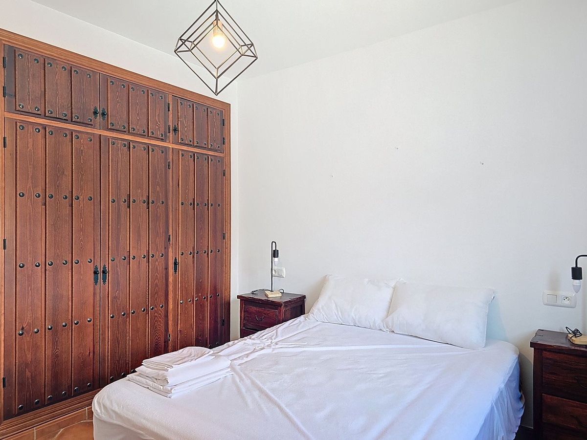 3 Bed Townhouse for sale in Árchez Costa Del Sol East, Málaga, Spain