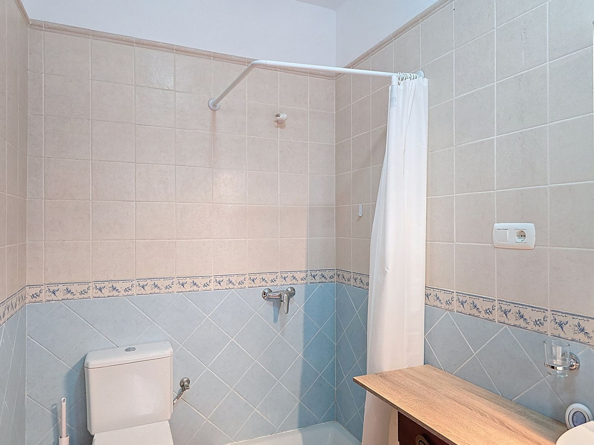 3 Bed Townhouse for sale in Árchez Costa Del Sol East, Málaga, Spain