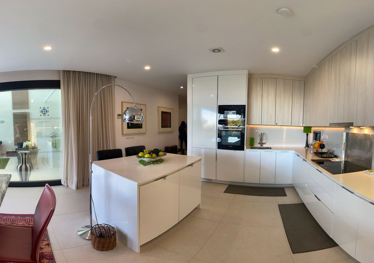 3 Bed Townhouse for sale in Casares Playa Costa Del Sol, Málaga, Spain