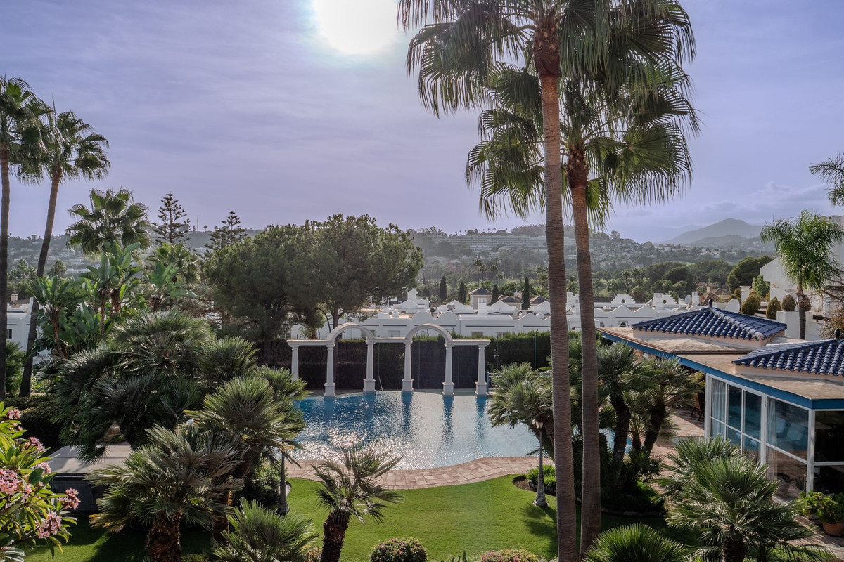 Se vende Villa - Chalet de 6 dormitorios en Costa Del Sol, Málaga, España