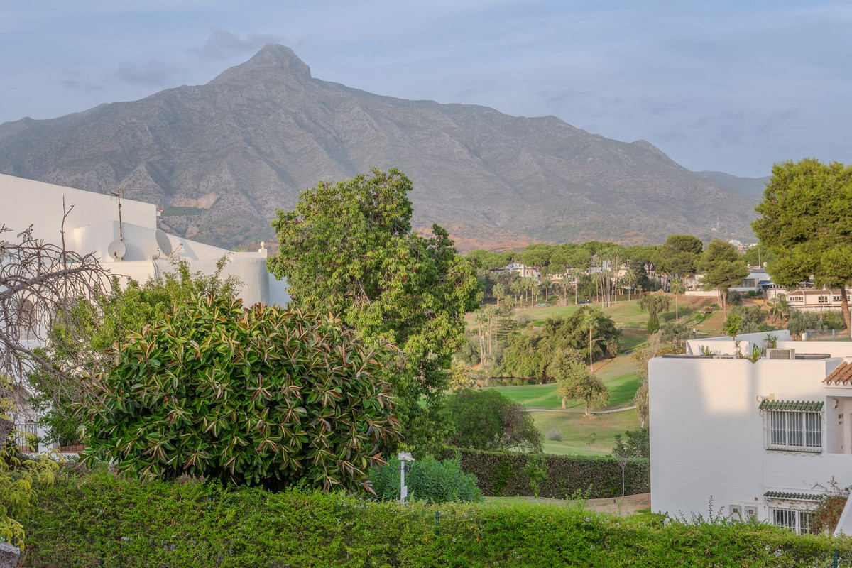 Se vende Villa - Chalet de 6 dormitorios en Costa Del Sol, Málaga, España