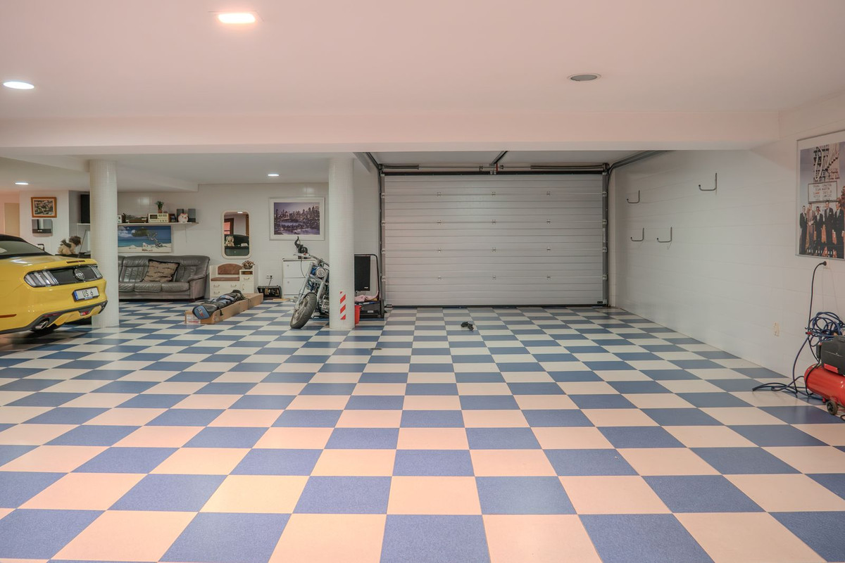 Se vende Villa - Chalet de 6 dormitorios en Costa Del Sol, Málaga, España