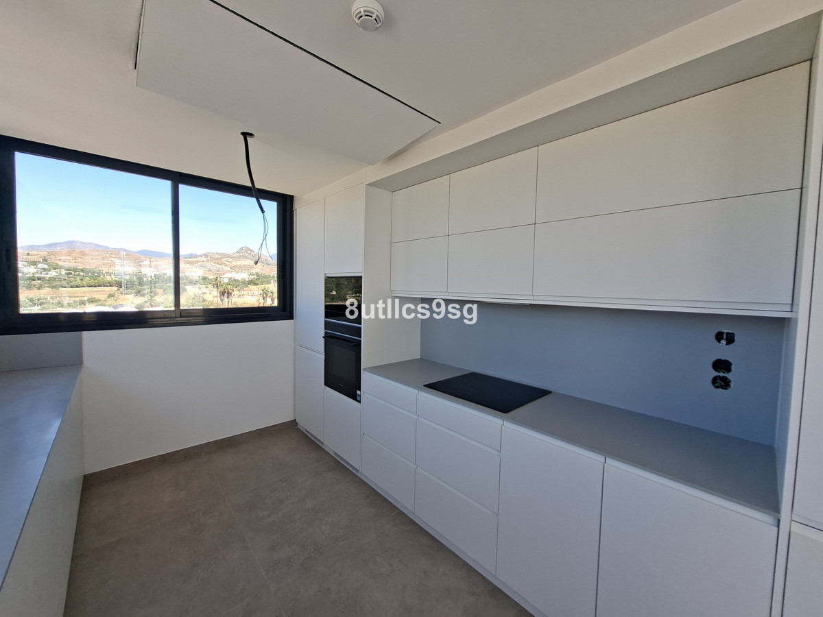 3 Bed Apartment for sale in Estepona Costa Del Sol, Málaga, Spain