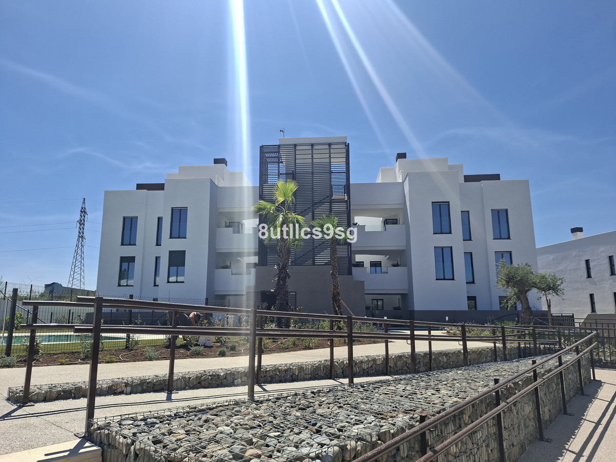 3 Bed Apartment for sale in Estepona Costa Del Sol, Málaga, Spain