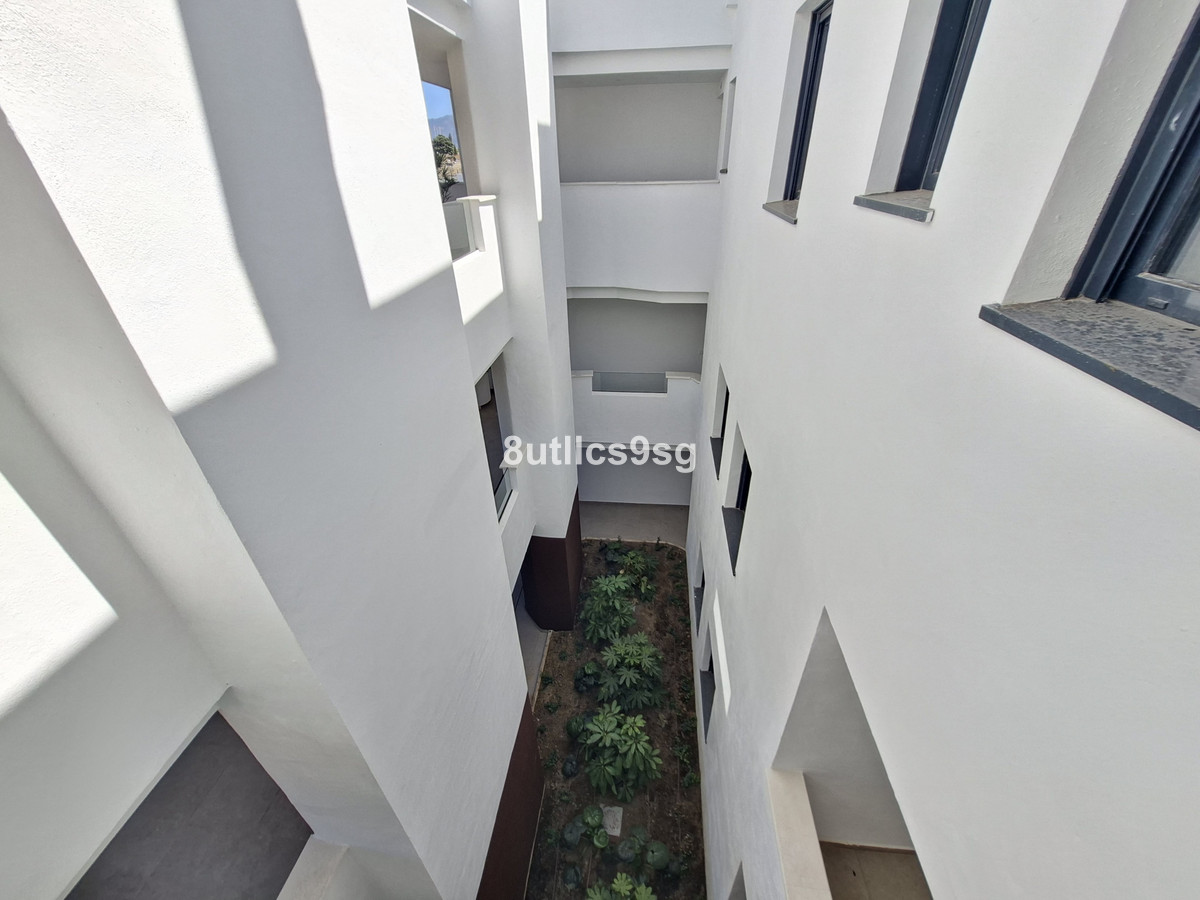 3 Bed Apartment for sale in Estepona Costa Del Sol, Málaga, Spain