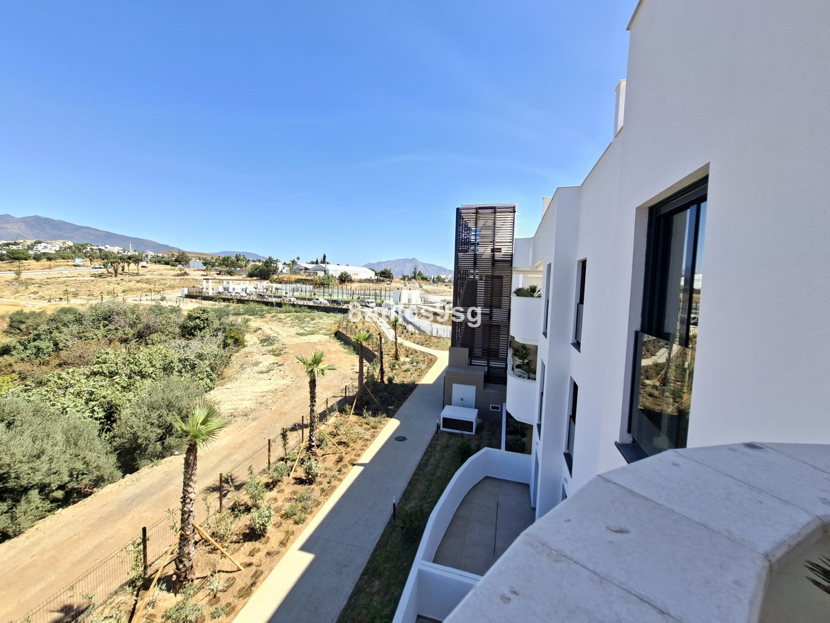3 Bed Apartment for sale in Estepona Costa Del Sol, Málaga, Spain