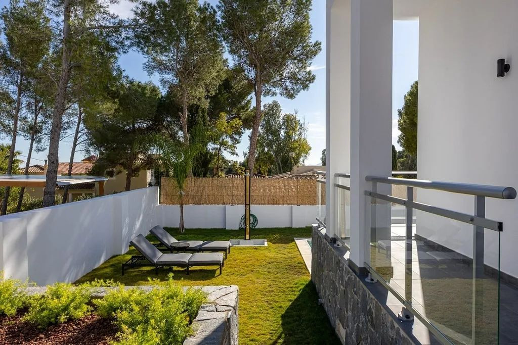 4 Bed Townhouse for sale in Altea Costa Blanca, Alicante, Spain