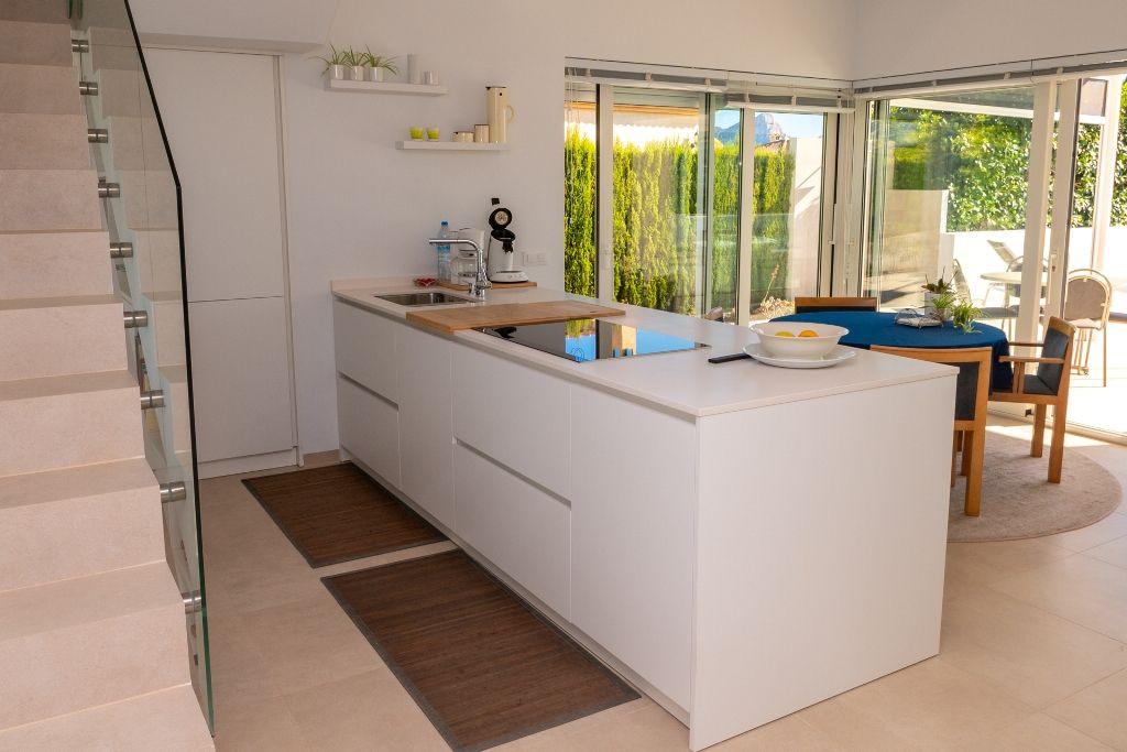 4 Bed Townhouse for sale in Calpe Costa Blanca, Alicante, Spain
