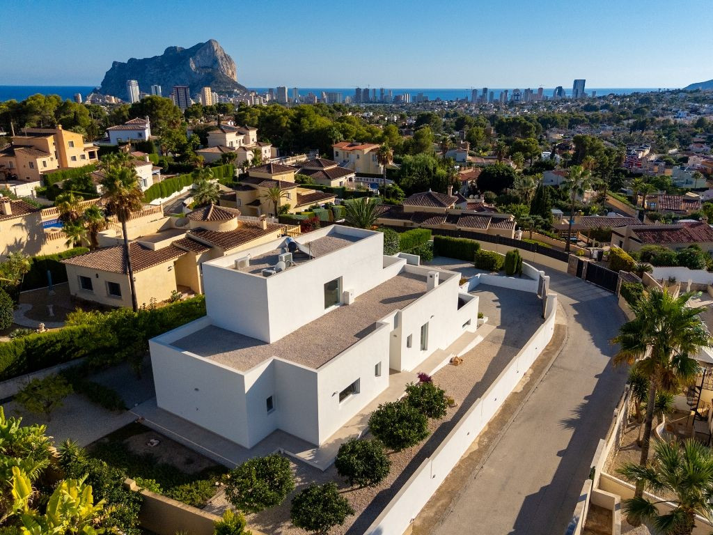 4 Bed Townhouse for sale in Calpe Costa Blanca, Alicante, Spain