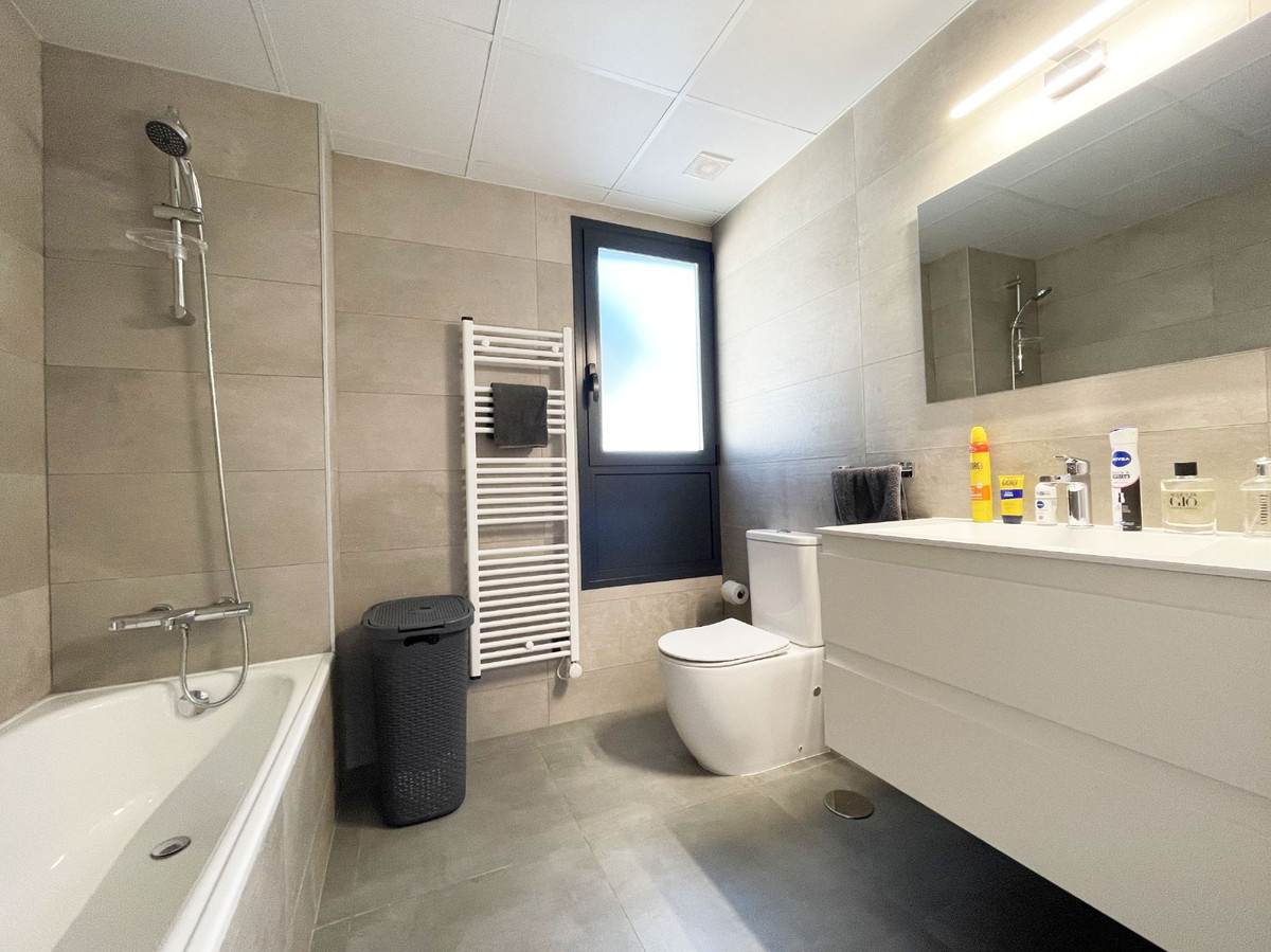 2 Bed Apartment for sale in Calpe Costa Blanca, Alicante, Spain