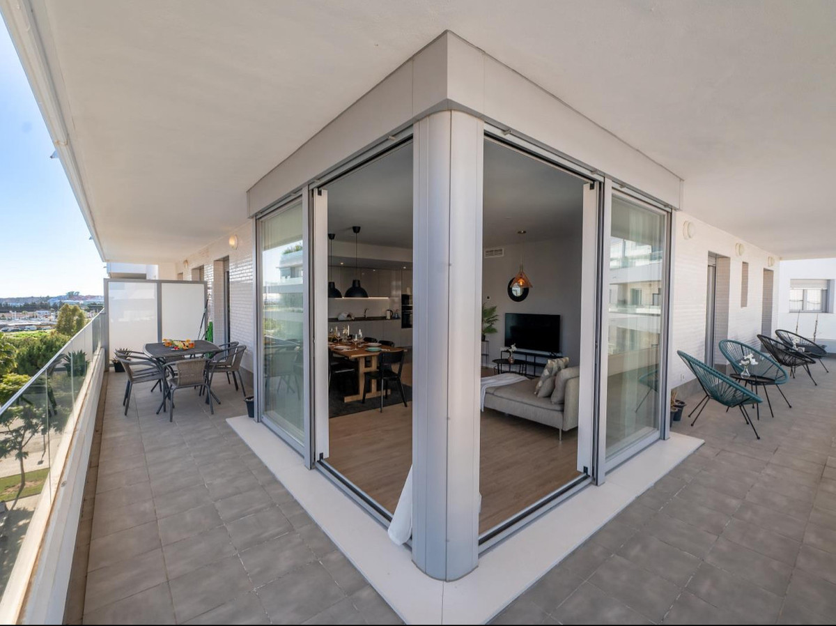 3 Bed Apartment for sale in La Campana Costa Del Sol, Málaga, Spain
