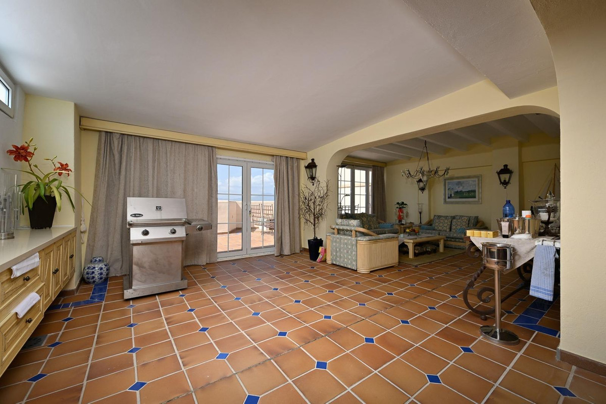 3 Bed Apartment for sale in Alhaurín El Grande Costa Del Sol, Málaga, Spain