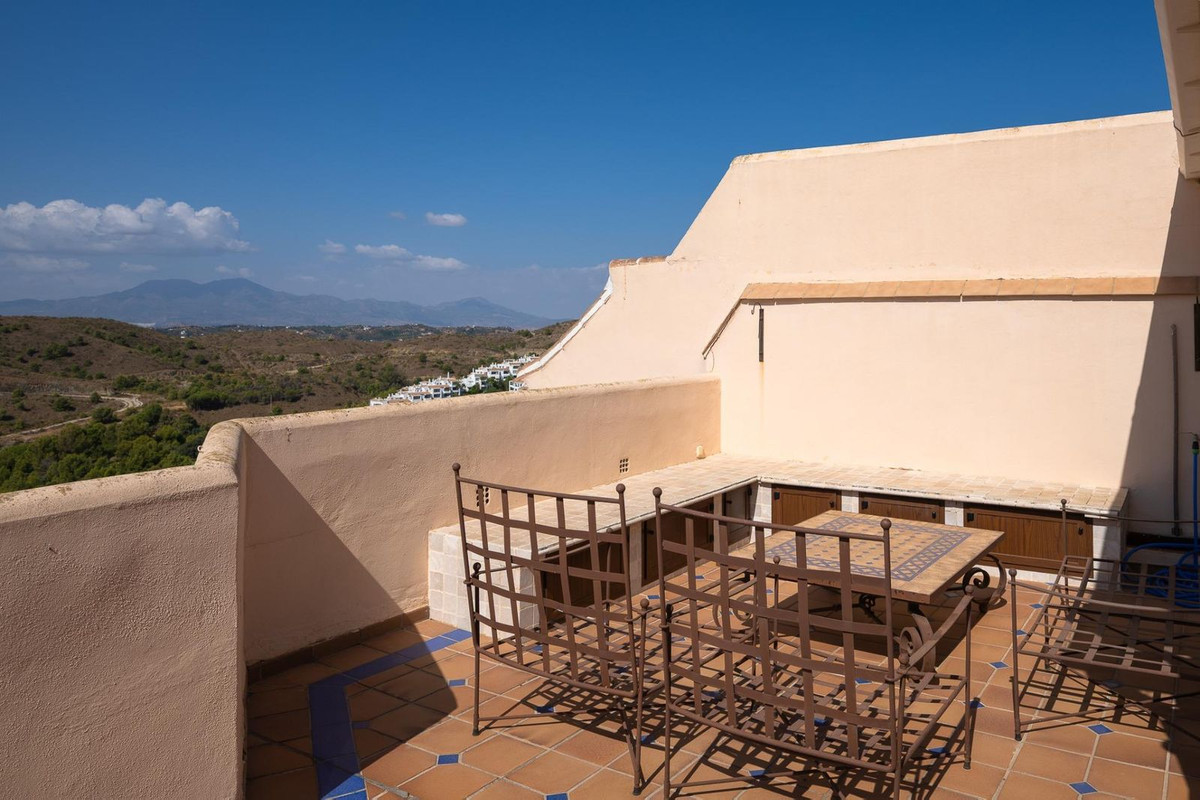 3 Bed Apartment for sale in Alhaurín El Grande Costa Del Sol, Málaga, Spain