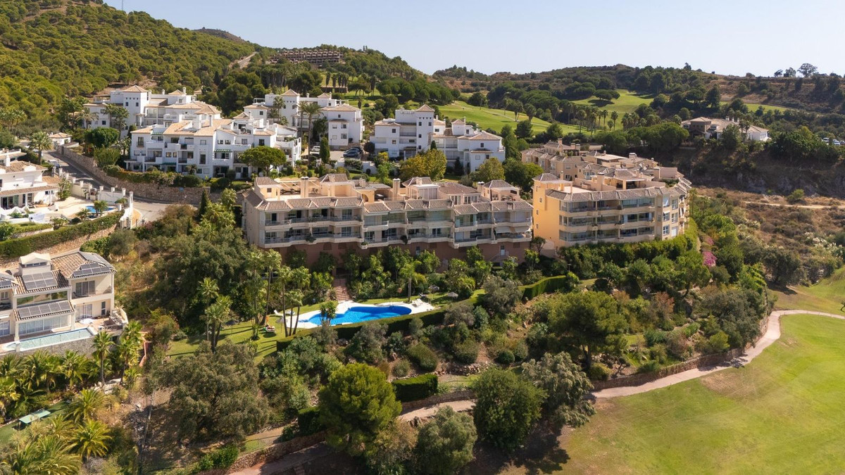 3 Bed Apartment for sale in Alhaurín El Grande Costa Del Sol, Málaga, Spain