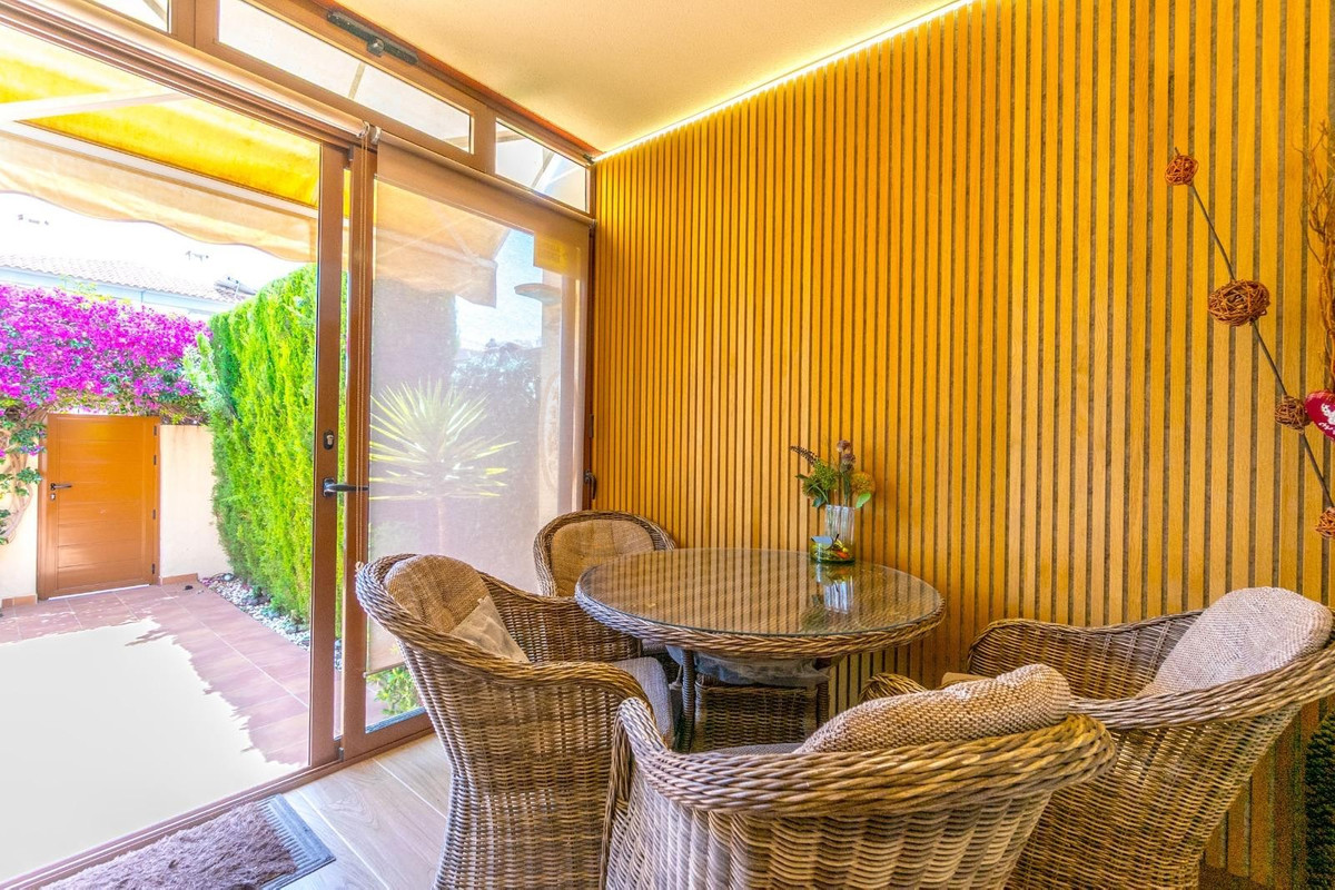 Se vende Adosada de 3 dormitorios en Costa Blanca, Alicante, España