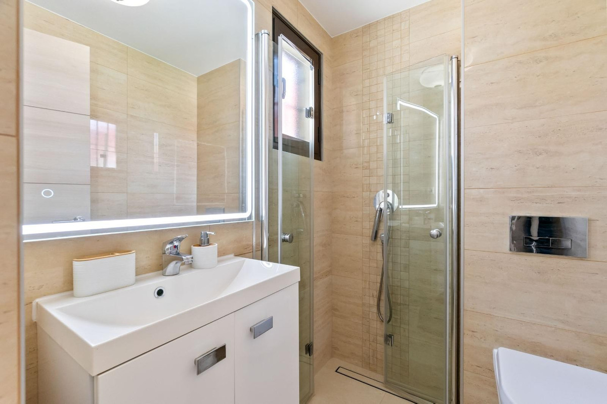 Se vende Adosada de 3 dormitorios en Costa Blanca, Alicante, España
