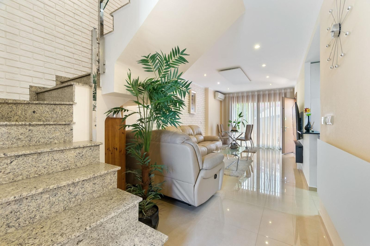 Se vende Adosada de 3 dormitorios en Costa Blanca, Alicante, España