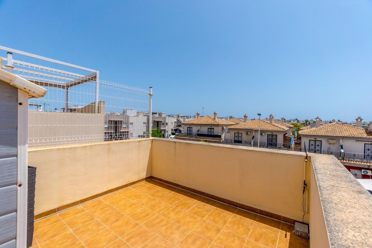 Se vende Adosada de 3 dormitorios en Costa Blanca, Alicante, España