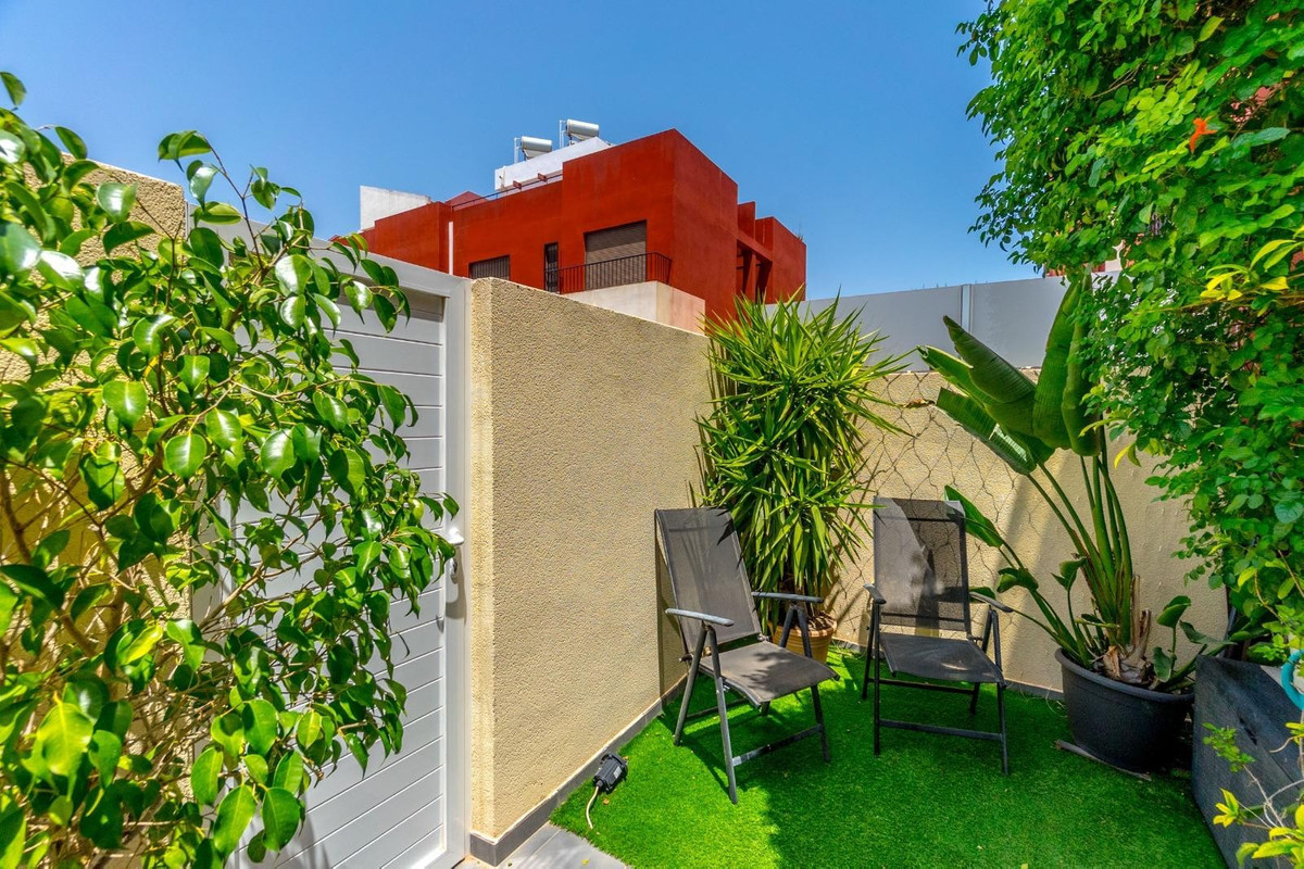 Se vende Adosada de 3 dormitorios en Costa Blanca, Alicante, España