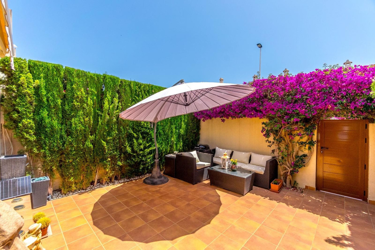 Se vende Adosada de 3 dormitorios en Costa Blanca, Alicante, España
