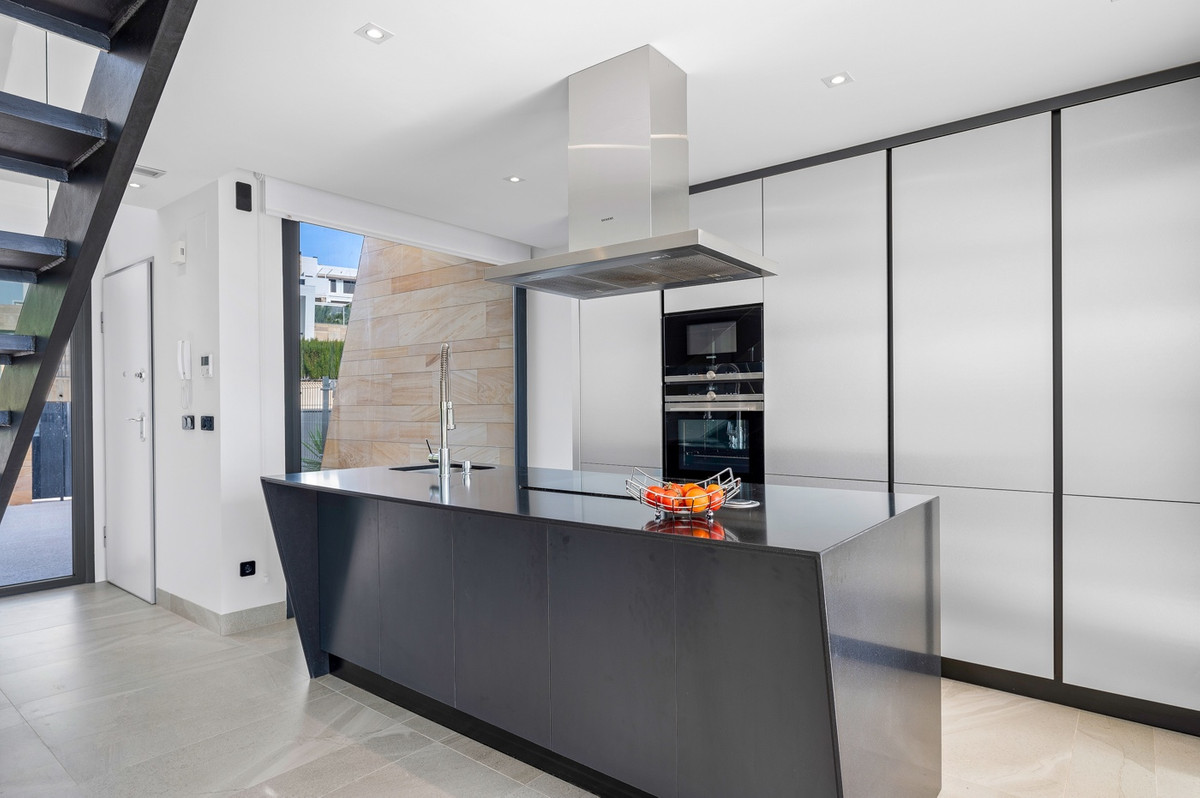Se vende Villa - Chalet de 3 dormitorios en Costa Blanca, Alicante, España