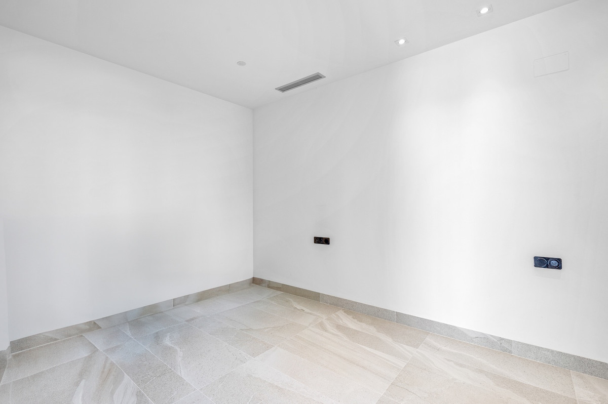 Se vende Villa - Chalet de 3 dormitorios en Costa Blanca, Alicante, España