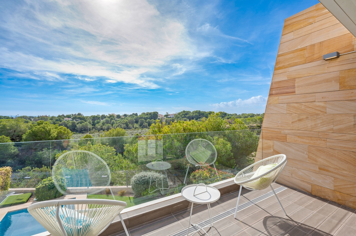 Se vende Villa - Chalet de 3 dormitorios en Costa Blanca, Alicante, España