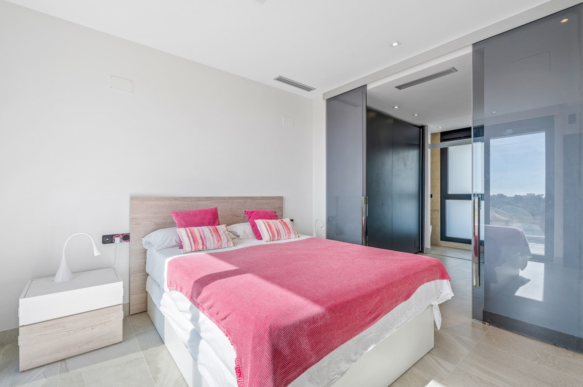 Se vende Villa - Chalet de 3 dormitorios en Costa Blanca, Alicante, España