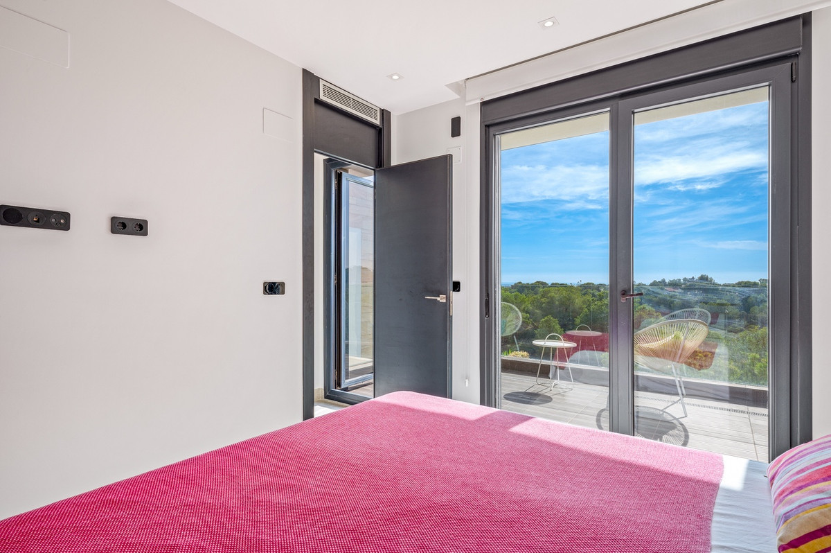 Se vende Villa - Chalet de 3 dormitorios en Costa Blanca, Alicante, España