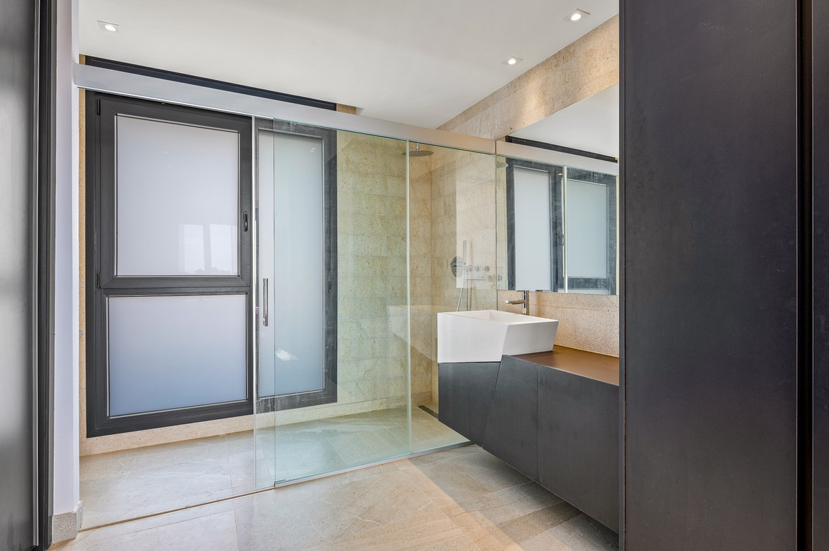 Se vende Villa - Chalet de 3 dormitorios en Costa Blanca, Alicante, España