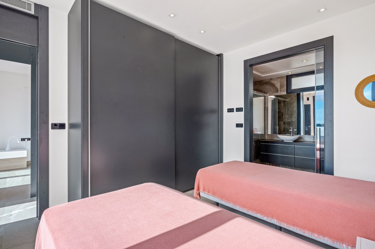 Se vende Villa - Chalet de 3 dormitorios en Costa Blanca, Alicante, España