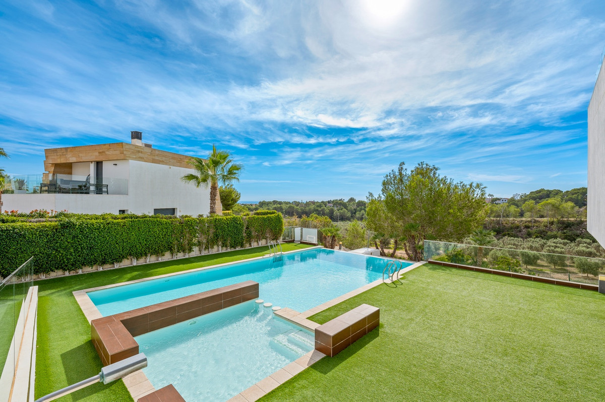 Se vende Villa - Chalet de 3 dormitorios en Costa Blanca, Alicante, España